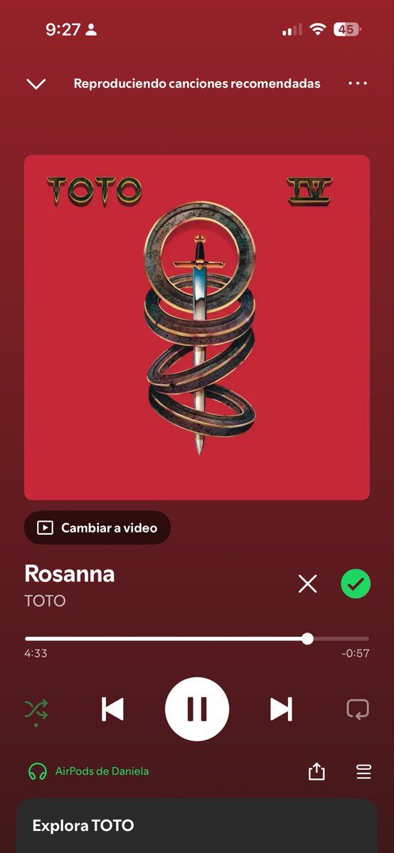 Sweetway_Moly's tweet photo. O sea soy Army y mis artistas favoritos son los biti pero… no olvidemos que tengo gustos de viejite https://t.co/QJZCxj11CT