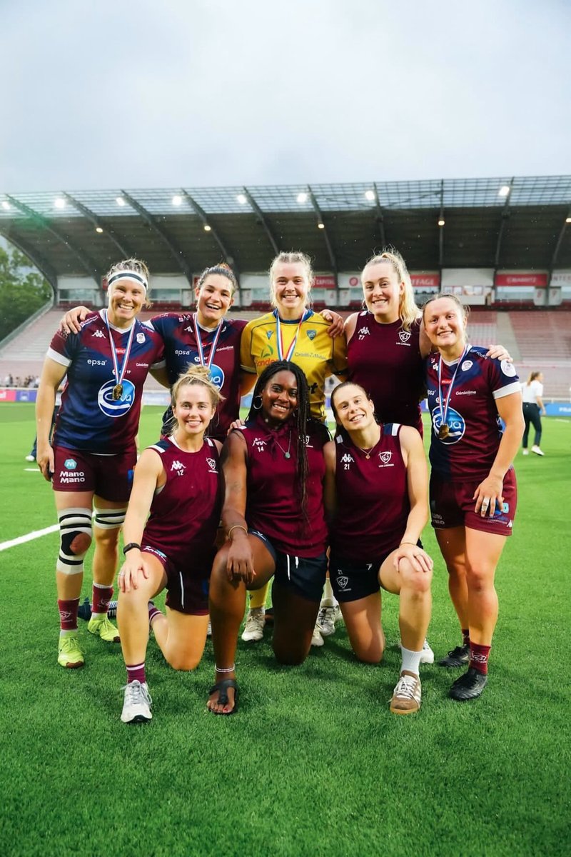 RugbyCanada's tweet photo. Our AXA Elite 1 Canadians closing out a fantastic season with Lionnes de Bordeaux  and ASM Rugby Féminin 🇨🇦🏆

Congratulations to Lionnes de Bordeaux for being crowned Champions for the fourth year in a row! 

#RugbyCA | #OneSquad https://t.co/TS7yB7x7cV