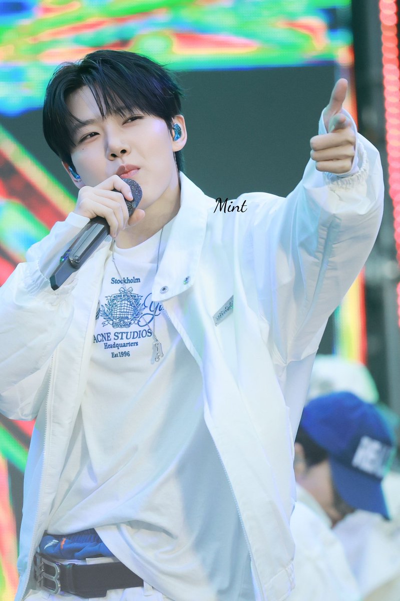 yumi0827mint's tweet photo. 2026.06.27 BOF
#준규 #JUNKYU #ジュンギュ 
#트레저 #TREASURE https://t.co/SBBvl8zpi0
