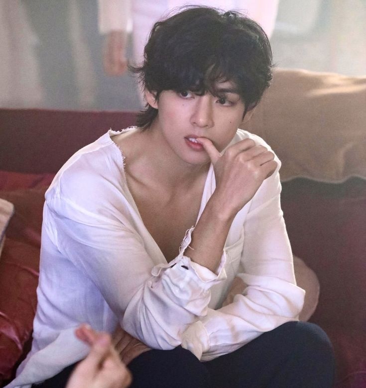 Yoon_kookie97's tweet photo. “Winter Ahead” by #V (with PARK HYO SHIN) now has surpassed 700 MILLION Streams on Spotify, it become the Fastest Jazz Song in history to reach this milestone 🔥 

CONGRATULATIONS V 
CONGRATULATIONS TAEHYUNG 
CONGRATULATIONS PARK HYO SHIN https://t.co/OVygt8WZEt