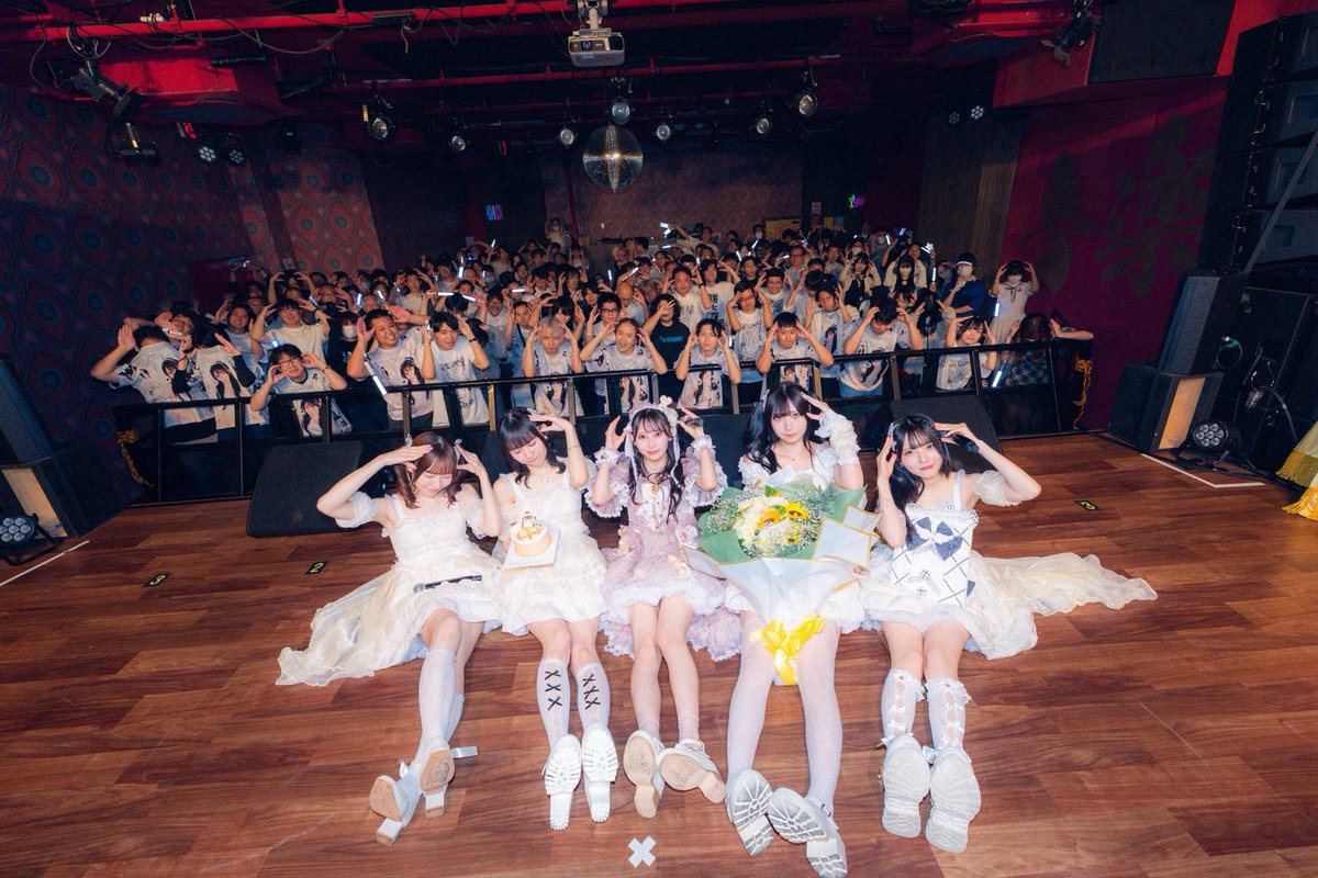kingsari_0430's tweet photo. ⟢ 御礼 ⟣

日女白りこ生誕祭
ひめしろにめろめろでぃー♪
ありがとうございました🤍

みんなひめしろにめろめろになってしまいましたね🎶
たくさんの愛に包まれた、笑顔あふれる素敵な生誕祭になりました✨
会場で一緒にお祝いしてくださった皆さま、本当にありがとうございました❕

りこちゃんお誕生日おめでとう🎂

▼ #キングサリセトリ 
https://t.co/3M7132yXre
