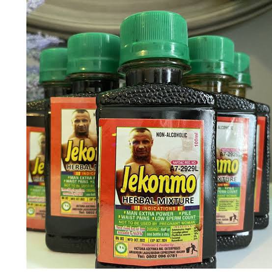 DehinsiluBola's tweet photo. I'm sure you all know this drink called Jekonmo by now.

But have you ever actually stopped to wonder what actually happens inside your body after you drink it?

What it actually contains ?

Let's break this thing down PROPERLY once and for all: 🧵 https://t.co/1YZMILzODx