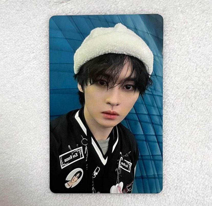 liminoverse's tweet photo. i've been refraining from buying a photocard for 4 months and shit, here we go again 😀😀😀 https://t.co/ChOHyAAHTC