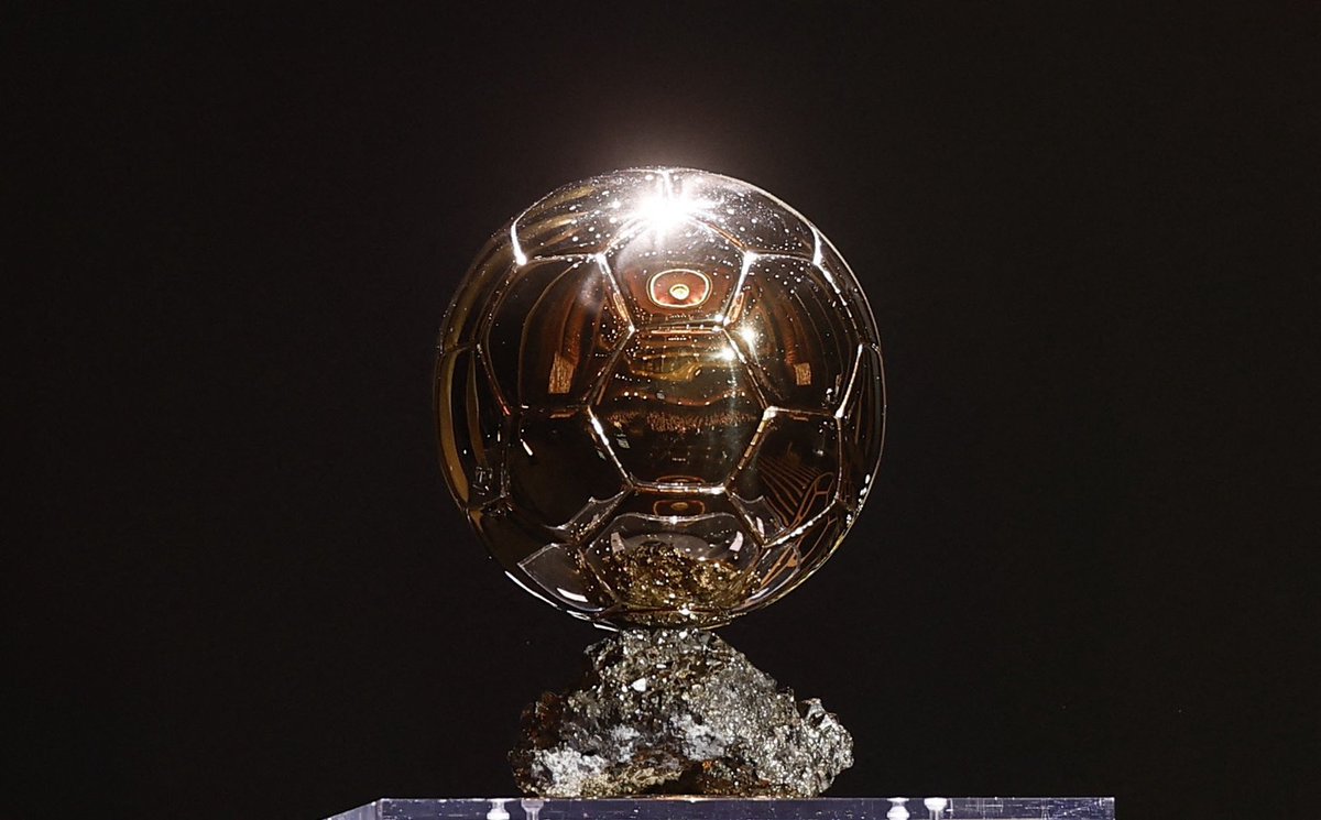 ActuCR7_'s tweet photo. 🚨🚨 𝗖𝗥𝗜𝗦𝗧𝗜𝗔𝗡𝗢 𝗥𝗢𝗡𝗔𝗟𝗗𝗢 🇵🇹 𝗘𝗦𝗧 𝗔𝗖𝗧𝗨𝗘𝗟𝗟𝗘𝗠𝗘𝗡𝗧 𝟭𝟲𝗲 𝗗𝗨 𝗣𝗢𝗪𝗘𝗥 𝗥𝗔𝗡𝗞𝗜𝗡𝗚 𝗕𝗔𝗟𝗟𝗢𝗡 𝗗’𝗢𝗥 𝟮𝟬𝟮𝟲 de @GOAL. 🌕✨

À 41 ans. 😳🇵🇹

Le classement complet :

🥇 Harry Kane 🏴󠁧󠁢󠁥󠁮󠁧󠁿
🥈 Ousmane Dembélé 🇫🇷
🥉 Michael Olise 🇫🇷

4️⃣ Kylian Mbappé 🇫🇷
5️⃣ Lamine Yamal 🇪🇸
6️⃣ Lionel Messi 🇦🇷
7️⃣ Khvicha Kvaratskhelia 🇬🇪
8️⃣ Erling Haaland 🇳🇴
9️⃣ Vitinha 🇵🇹
🔟 Luis Díaz 🇨🇴

1️⃣1️⃣ Vinícius Jr 🇧🇷
1️⃣2️⃣ Declan Rice 🏴󠁧󠁢󠁥󠁮󠁧󠁿
1️⃣3️⃣ Gabriel Magalhães 🇧🇷
1️⃣4️⃣ Bruno Fernandes 🇵🇹
1️⃣5️⃣ Achraf Hakimi 🇲🇦
1️⃣6️⃣ Cristiano Ronaldo 🇵🇹
1️⃣7️⃣ Lautaro Martínez 🇦🇷
1️⃣8️⃣ Raphinha 🇧🇷
1️⃣9️⃣ Ismael Saibari 🇲🇦
2️⃣0️⃣ Bukayo Saka 🏴󠁧󠁢󠁥󠁮󠁧󠁿