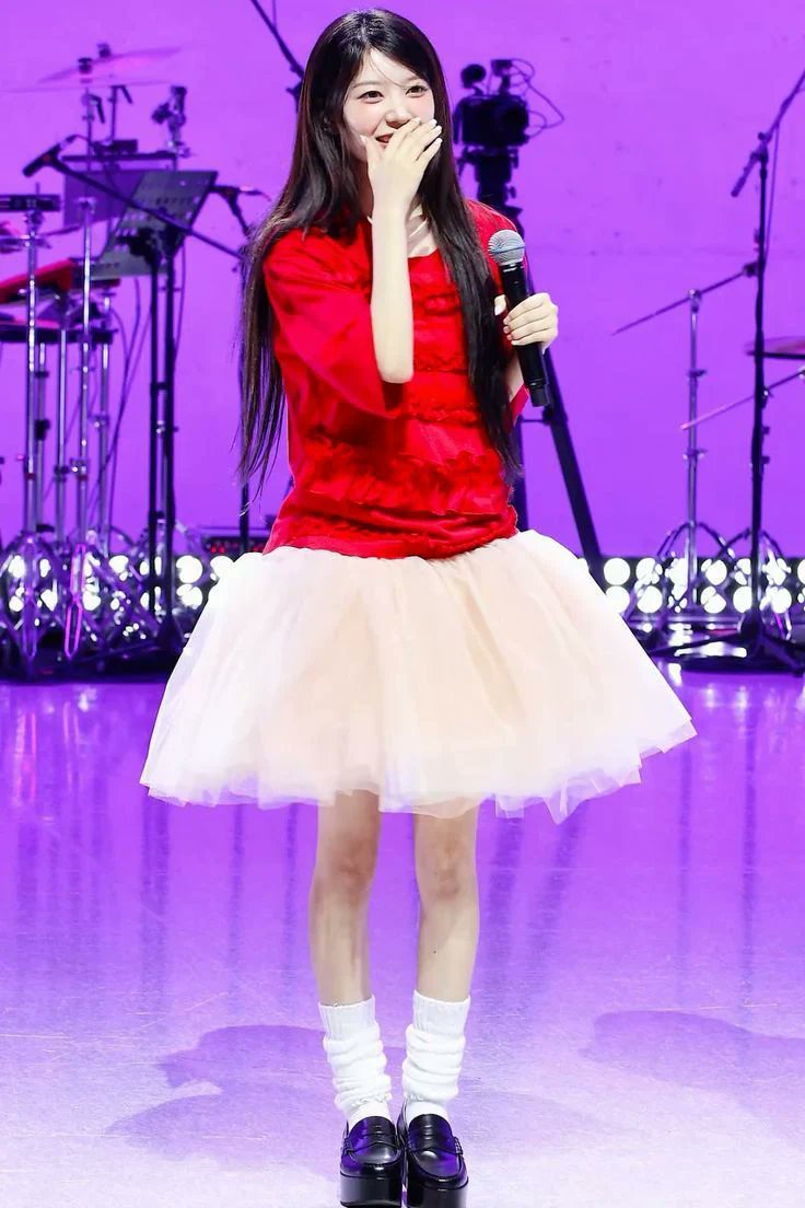 maru ꒰ঌ ໒꒱ tweet media