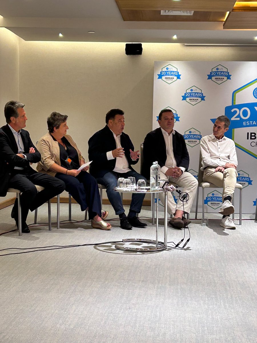 opcspain's tweet photo. 🗣️ 'Una conversación de futuro' fue el título del encuentro organizado por MPI Iberian Chapter con motivo de su 20 aniversario.

Ana Trevisani, vicepresidenta de OPC España, participó en esta charla en la que estuvieron presentes los principales representantes de las entidades que trabajan en el sector #MICE en España y en la que pudieron echar la vista atrás, analizar la situación actual y mirar al futuro de la industria. 🎯

Una conversación abierta y muy enriquecedora.
