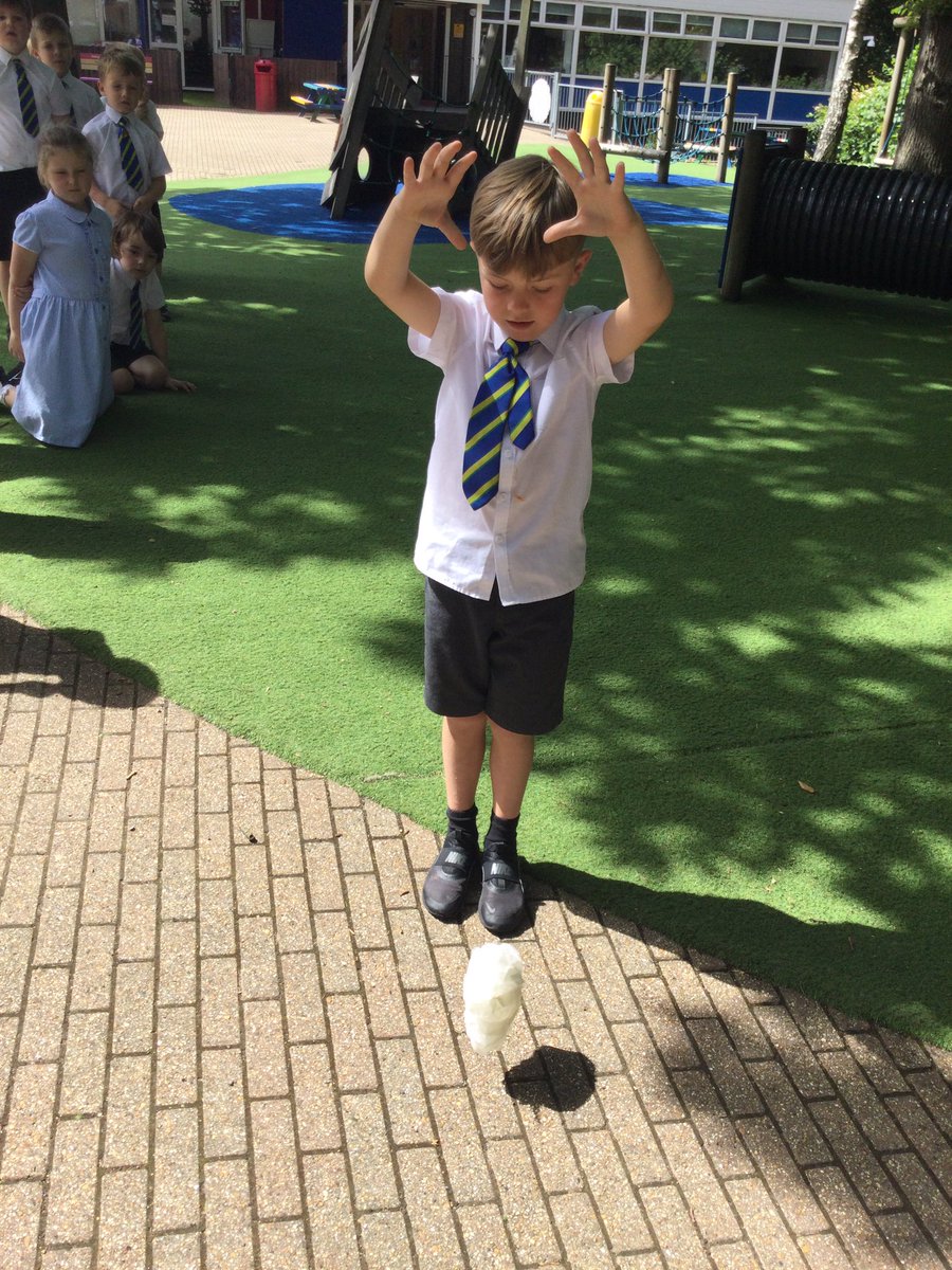 LMace354645's tweet photo. @SwingatePrimary Today in Lion Class in Science we were trying to find what materials would be best to use to protect Humpty Dumpty from breaking when he fell off his wall. We had so much fun wrapping him up and testing our experiment. 🥚 👑 https://t.co/nP1T2kGJBu