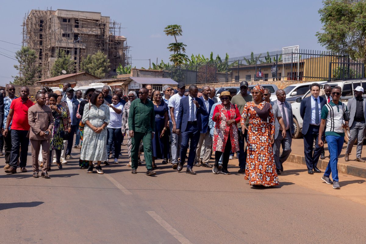 action_bonne's tweet photo. La Première Dame du Burundi, SE Angeline Ndayishimiye, a accueilli, ce mardi 30 juin 2026, les Ambassadeurs accrédités au #Burundi , les représentants diplomatiques burundais à l'étranger ainsi que le Ministre des Affaires étrangères, Edouard Bizimana https://t.co/tdfmsoLl1j