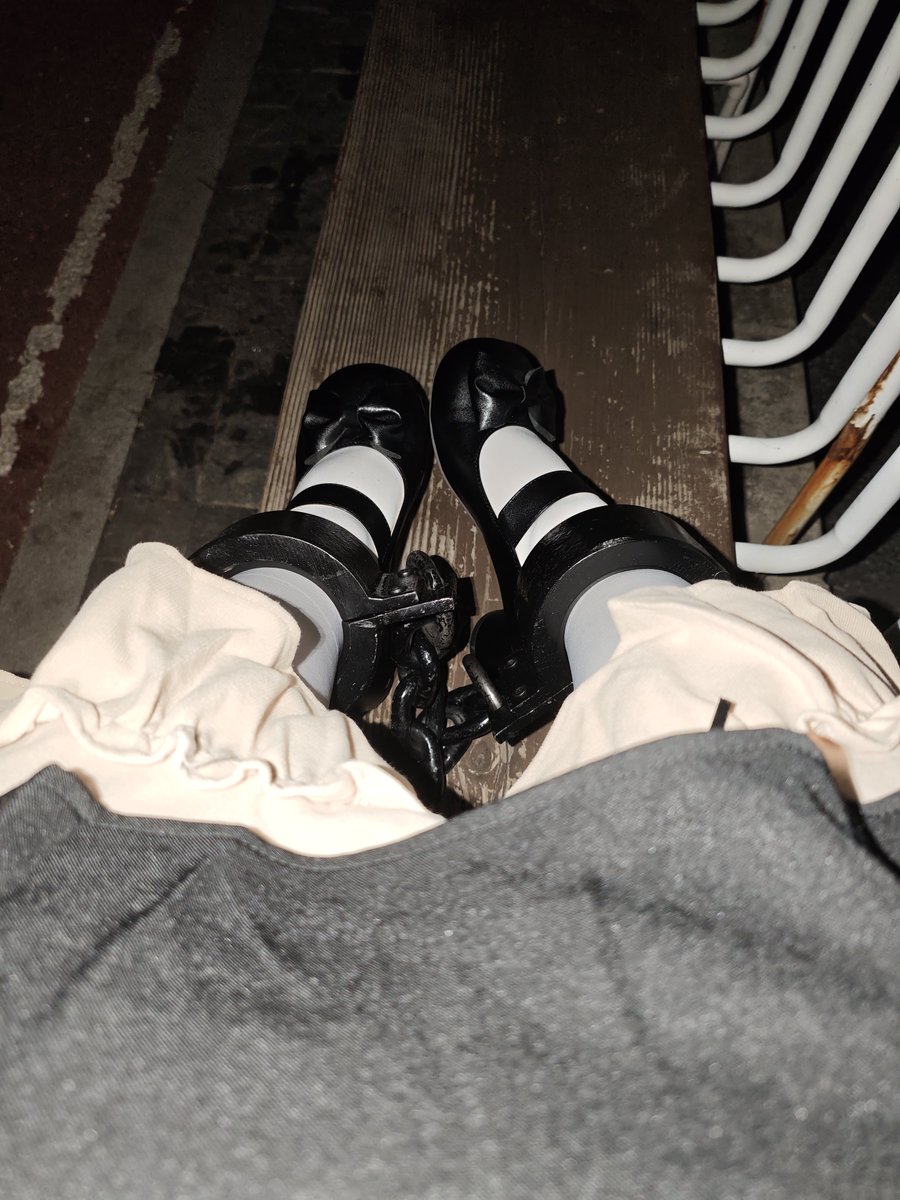 FN404_anklet's tweet photo. #脚镣 #露出 #玛丽珍鞋
黑铁重镣

（库存） https://t.co/io4ONasalq