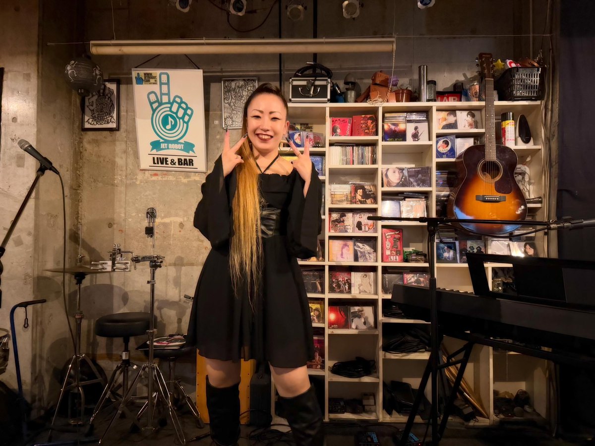 mizutanokoe's tweet photo. 【MOG・ランダム独演会VOL.64～麻依美アコースティックワンマンライブ～】
誠にありがとうごさいました！
遠方からもたくさんの方にお越しいただいて、本当に本当にありがとうございます！
⁡
ぷっちょのしば漬け味?!
いただきます！🙇🏼 https://t.co/gEMuI9hCev