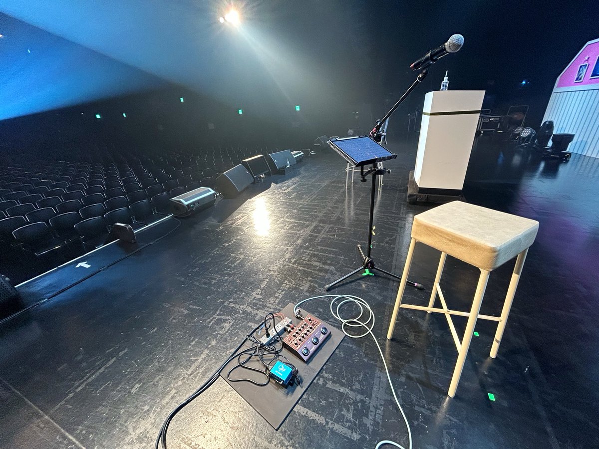 eizo_gt's tweet photo. #中島健人 さん
『IDOL1ST』リリースイベント

「第1話 アイドル大学～ラブ学部ケンティー学科～ゆにてぃースタンバイ」

全5都市
札幌、名古屋、東京と参加させて頂きました🎸

毎回刺激的で楽しかった✨

健人さんとU:nityの皆さんの空気感も素敵でした✨

ありがとうございました！
#アイドル大学 https://t.co/WWScSRce0p