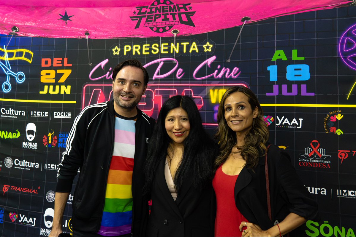 cinematepito's tweet photo. Así se vivió la proyección de 🎬 Oasis, cortometraje de Alex Zuno 🏳️‍⚧️

Tuvimos el gusto de recibir en el barrio a @alexzuno @Morganna_Love y @norma_pablo para dialogar con la banda después de la función.

Seguimos celebrando la diversidad, el cine mexicano y #PelisPaLaBanda 🏳️‍🌈🎞️ https://t.co/t9U6pBDqOO