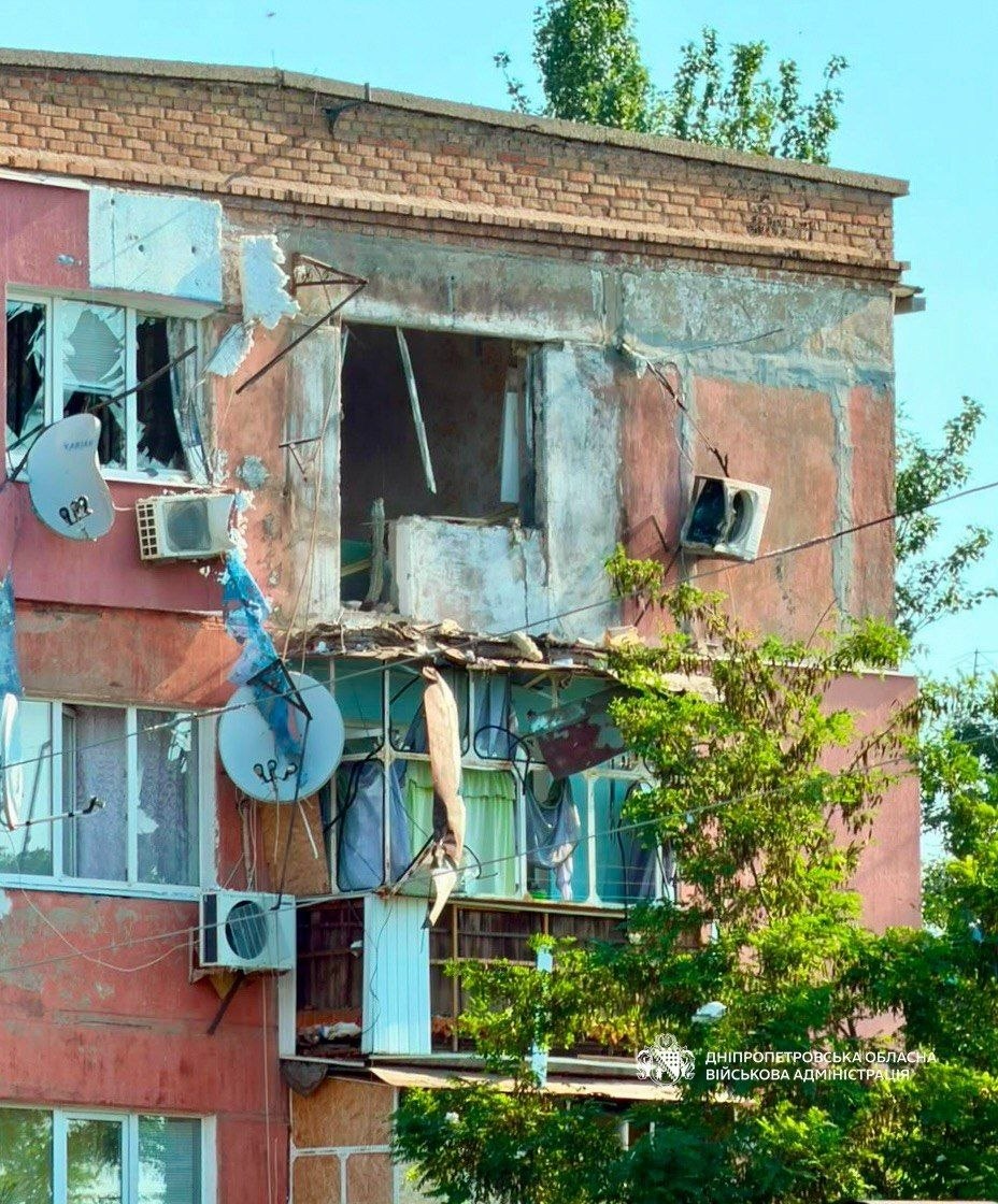 pavldistrict's tweet photo. ‼️Четверо людей дістали поранень. Понад 50 разів ворог атакував два райони області безпілотниками, артилерією та авіабомбами
➡️У Синельниківському р-ні противник завдав удару по Слов’янській, Богинівській, Покровській, Маломихайлівській...
Детальніше⤵️
https://t.co/FuljFtF4aZ https://t.co/7RyjMHugY5