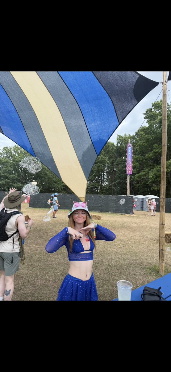 _megnugget's tweet photo. I’m going to have post electric forest depression for the next 4 business months. What a time. 🥰🍄🌛🌳 https://t.co/u9SgPLKb5w