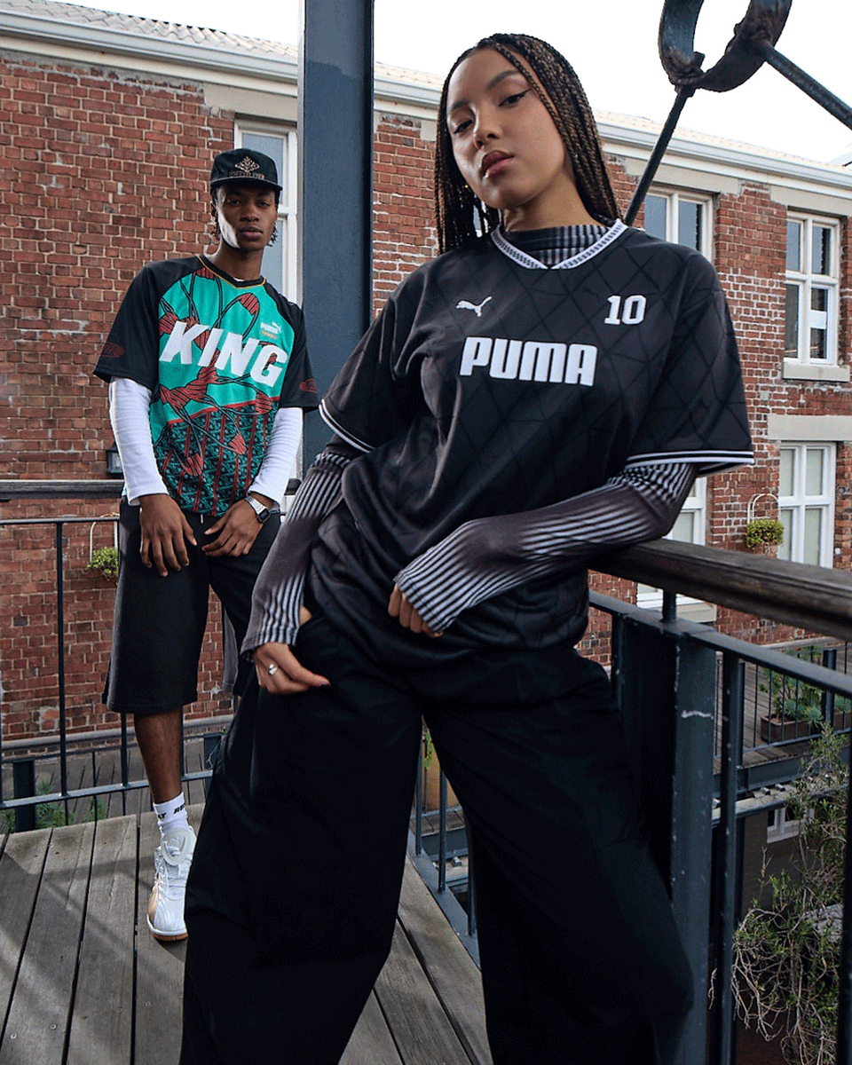 sportsceneSA's tweet photo. No scoreboards. No highlights. No final whistle. Just expectation hanging in the air. The streets are louder. The fits are cleaner. The energy is different. Welcome to match day.

Explore the drop in-store, Bash mobi app & online: https://t.co/mNGWgpNe0O

#Sportscene #PreGameRitual #TheCultureStartsBeforeKickOff