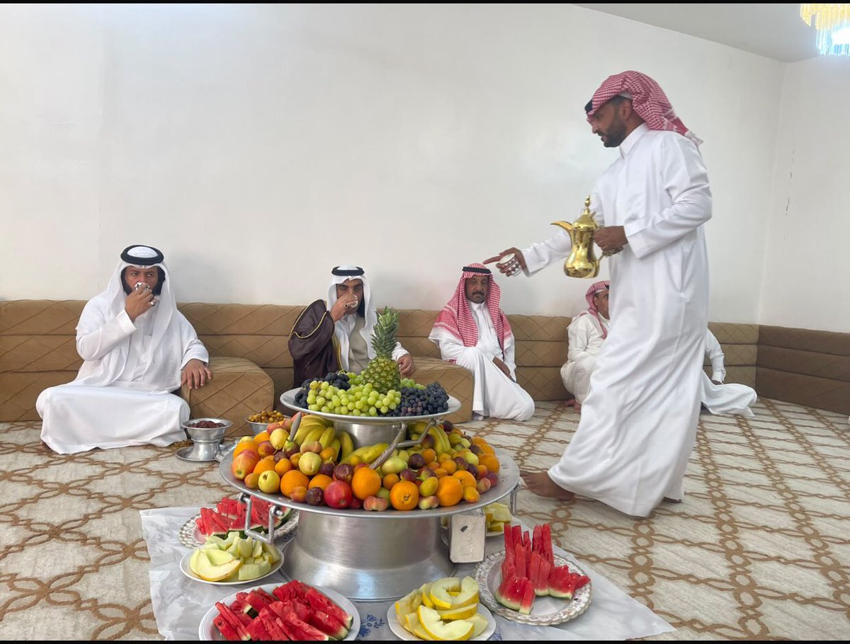 altriban_com's tweet photo. #التريبان
#الدهمان
#الدغيرات
#عبدة
#شمر

الشيخ / هاشم العمر الجربا 
والشيخ / عبدالكريم العمر الجربا 

بمجلس /
مطير بن خليف ابن غصن التريباني https://t.co/jbdjU54oKu