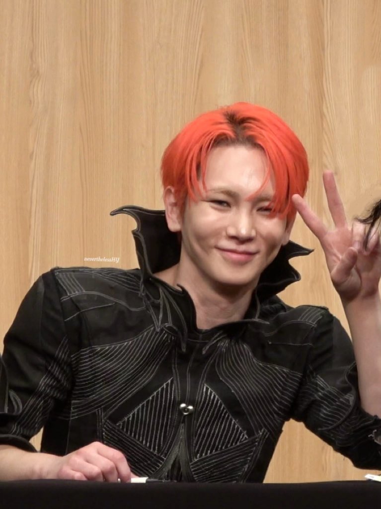 kimpleotd's tweet photo. kimple of the day! ❤️😈✌️❤️~ day 875

#key #shinee #키 #샤이니 https://t.co/419L0JiDSy