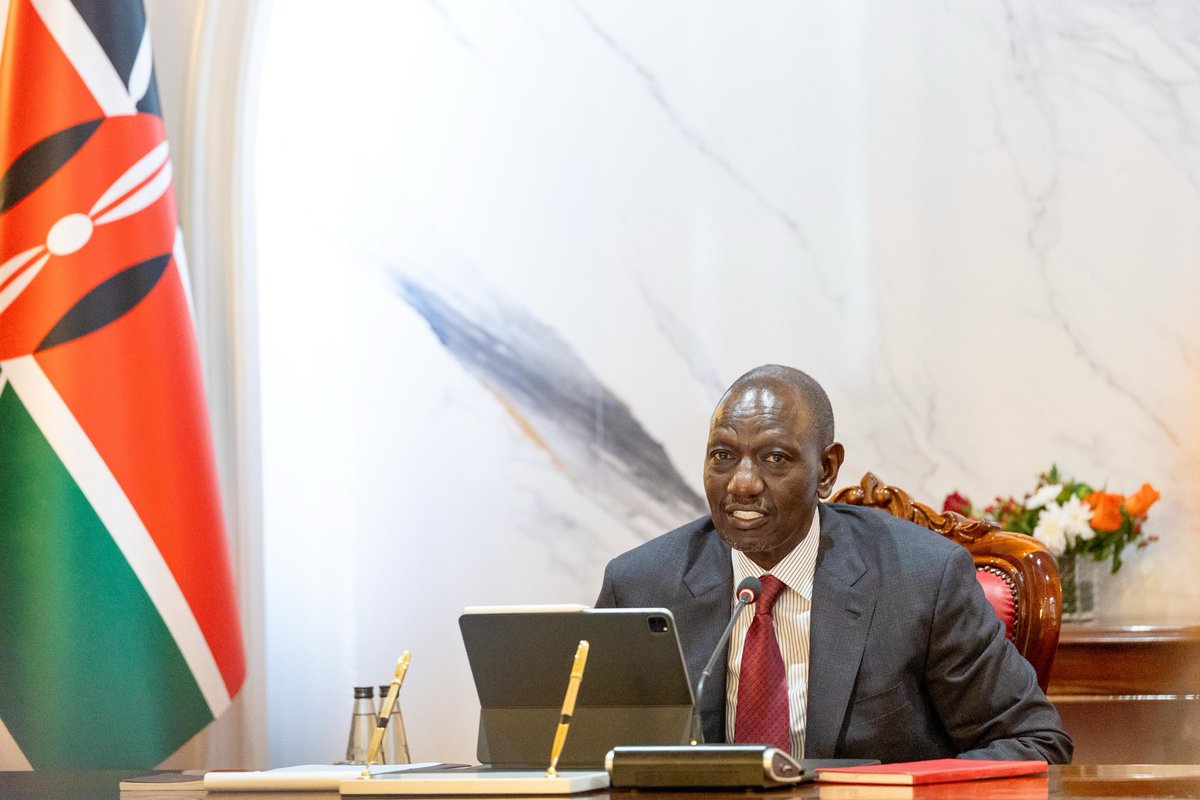 HonAdenDuale's tweet photo. Chaired by H.E. President @WilliamsRuto, I joined other Cabinet colleagues for a meeting at the State House, Nairobi. https://t.co/X6b7NXNCtf