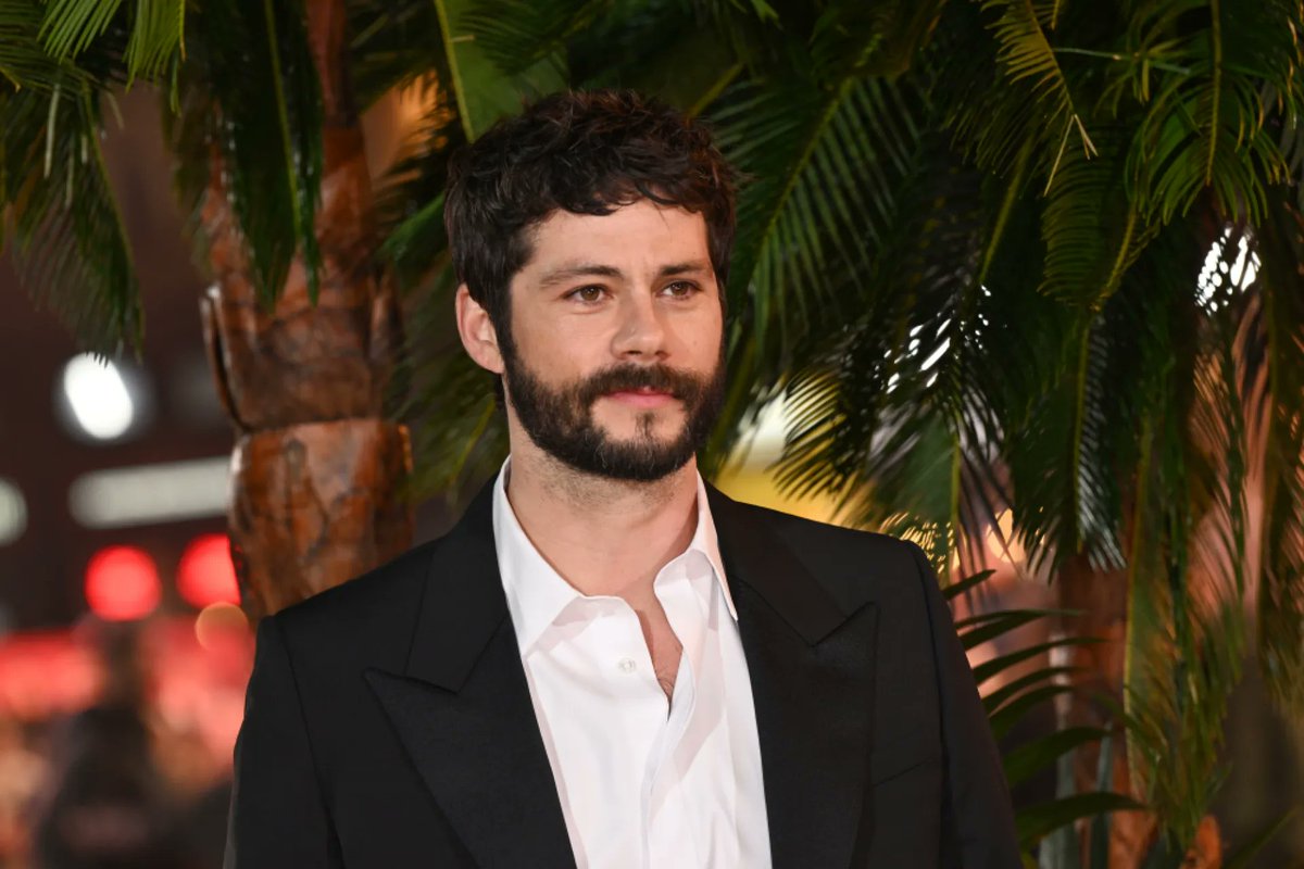 Variety's tweet photo. Dylan O'Brien is set for the lead role in the Hulu comedy pilot "Lex."

The actor will play "a disgraced former reality star who accidentally films a murder in the background of a $20 Cameo video, and finds himself at the center of a global conspiracy — and on the run from powerful forces who want him dead. Using the skills he acquired navigating reality TV’s toxic social dynamics, Lex must fight to not get killed, to expose the truth, and most importantly… to get back on TV."

https://t.co/TmgnDRDV1M