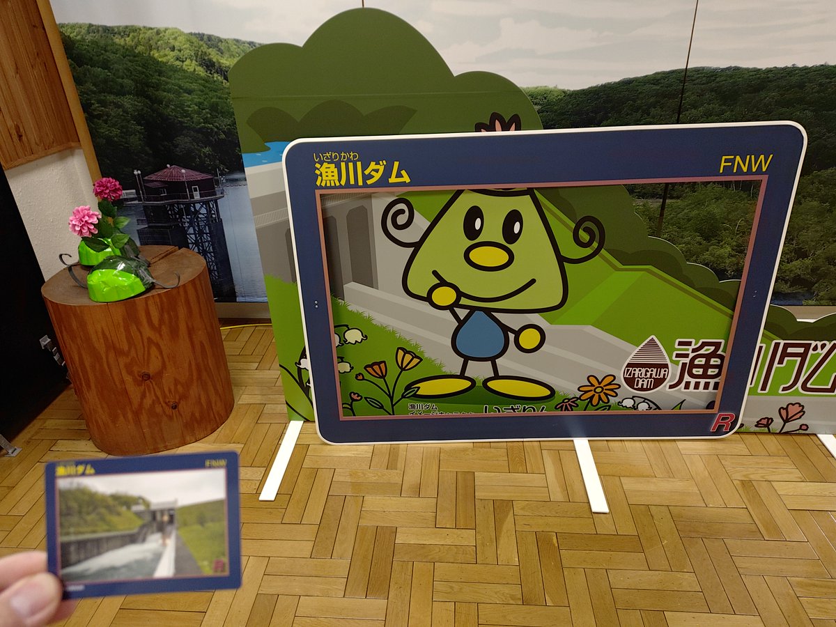 Hawk_ask21's tweet photo. #6月を写真4枚で振り返る
・北海道めーんしてからダムラリー
・AIプロンプトでうちの子を擬人化
・いまさら初ユーザー車検 https://t.co/au251vukIH