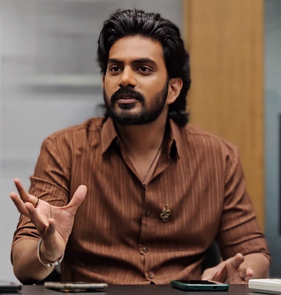 GetsCinema's tweet photo. #NagaBandham Having - LOT OF THRILLING MOMENTS - Audience Definitely Connected to those Elements - #ViratKarrna at Interview. https://t.co/YaFZGYgUja