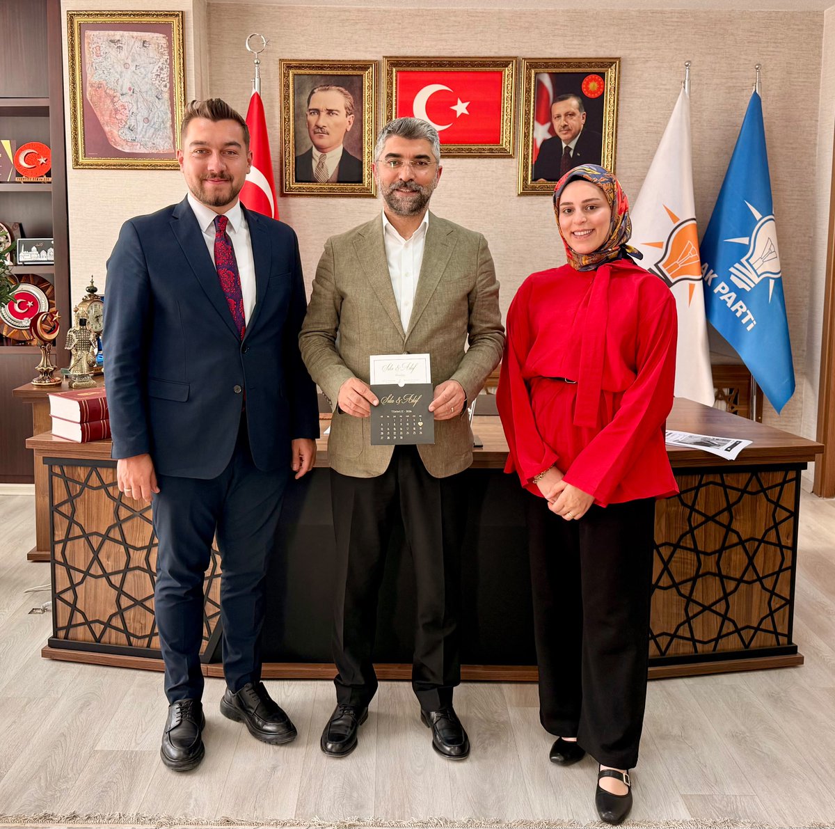 avibrahimK's tweet photo. AK Parti Erzurum İl Başkanlığımızda, düğün davetiyelerini takdim etmek üzere gelen Gençlik Kolları Başkanımız Sn. Mehmet Akif Dorman ve kıymetli nişanlısı Sn. Sıla Kınalı kardeşlerimizi misafir ettik.

Nazik ziyaretleri için kendilerine teşekkür ediyor, çıkacakları bu kutlu yolculukta kendilerine ömür boyu sağlık, huzur ve mutluluk diliyorum.