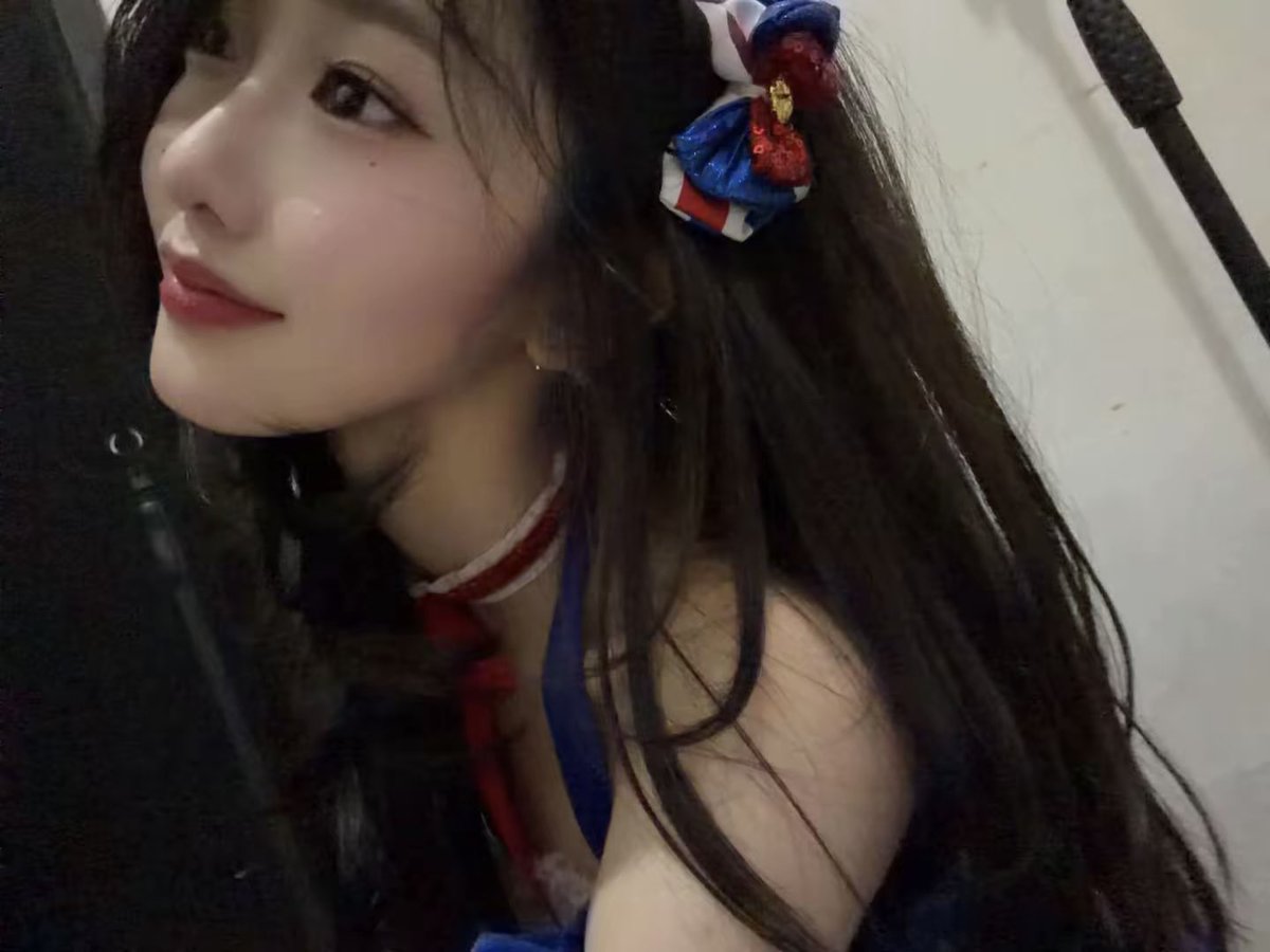 M_OlineJKT48's tweet photo. Terima kasih semuanyaa untuk THEATER SEMENTERA DAY 2!! See you besok.. day 3.. :( ITS OKAY! Pokoknya besok kita seru-seruann yaa Mwah mwah https://t.co/5nm9yUdkDM