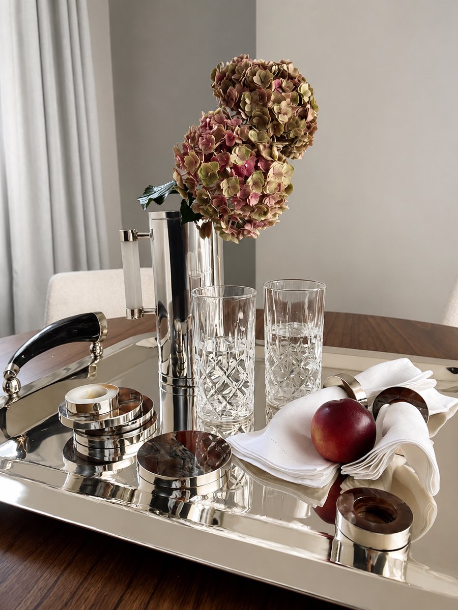 airedelsurstore's tweet photo. The beauty of a well-set table lives in the details.

Our SALTA Collection combines handcrafted napkin rings and matching onyx coasters, bringing together natural materials, timeless design and Argentine craftsmanship.

Every piece is made by hand. Every stone is unique. https://t.co/CueDBrm0Ta