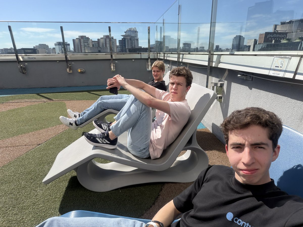 techrichboy tweet picture