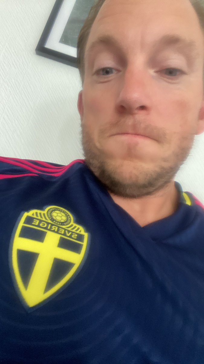 myhran's tweet photo. Ur led är tiden, Tyskland förlorar på straffar, ser det som ett tecken,  NU VINNER VI ! Forza Sverige https://t.co/yQW4OreUOg