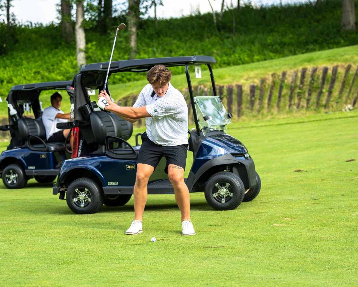 mnwild's tweet photo. dev camp is in full swing ⛳ https://t.co/h9ao62UBW1