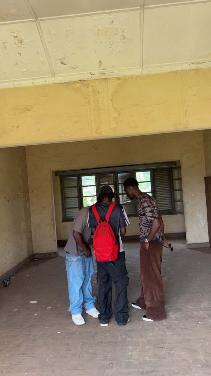 dizzprince59's tweet photo. Drill,trap,hip hop . Yɛn starti play kick off . Y’abagi no 5star ɛyɛ pack no ziplock #chef
https://t.co/jAA2w8eNHo https://t.co/BPCK4ljvwn