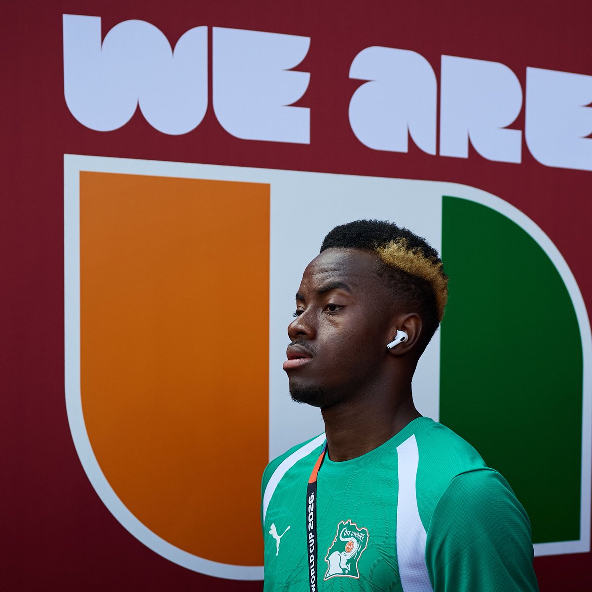 SunderlandAFC's tweet photo. Simon Adingra is amongst the substitutes as the Elephants take on Norway for a place in the last 16! 🇨🇮

#FIFAWorldCup https://t.co/Q1CbAgvIu5