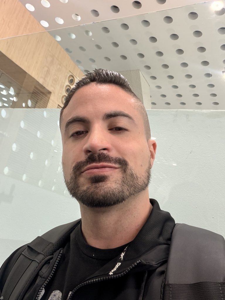 Luis González tweet media
