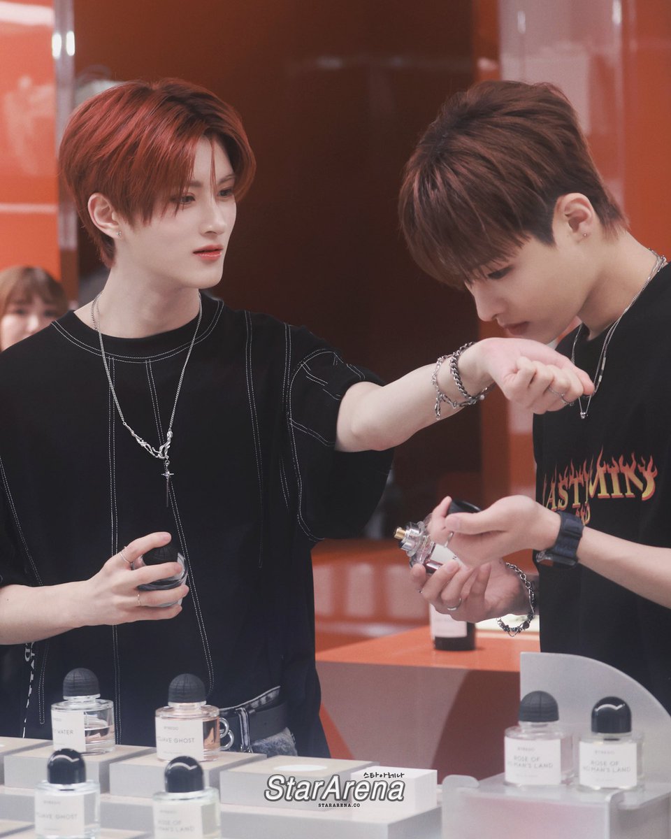 StarArena_'s tweet photo. 260627 The Twins x XODIAC X-UNIT Press Conference

#XODIAC @XODIACOfficial 
#XODIACinHK #소디엑 #X_UNIT #LEO #LEX #HYUNSIK https://t.co/a8Os4L4W4r