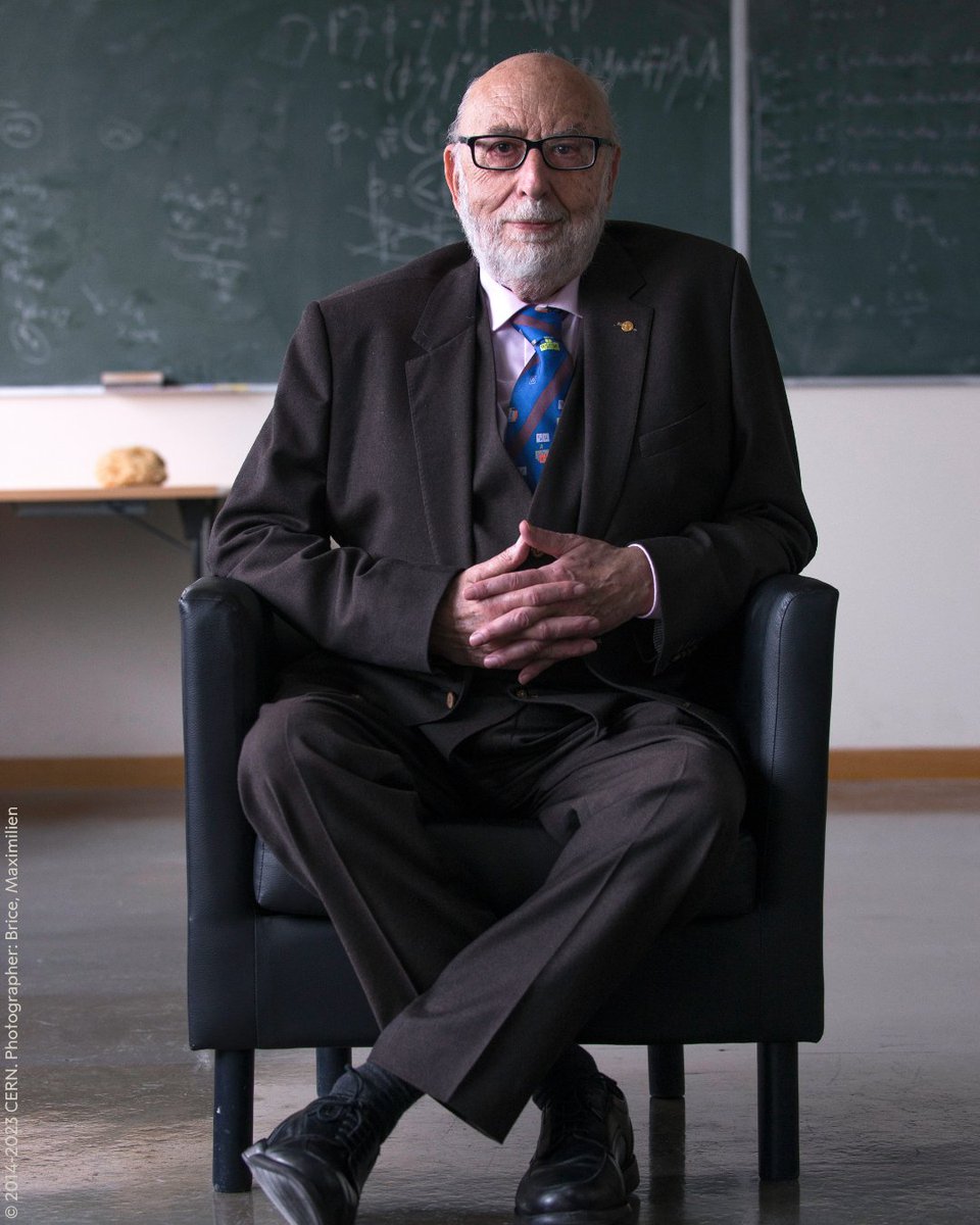 NobelPrize's tweet photo. Today we remember physics laureate François Englert, whose groundbreaking work revealed that everything around us is composed of just a few fundamental components. 

In 1964, independently of one another, Englert's team and Peter Higgs proposed a theory about the presence of a particle that explains why other particles have a mass.

The entire Standard Model – which demonstrates how the world is constructed – rests on the existence of this special kind of particle: the Higgs particle. It originates from an invisible field that fills up all space. Even when the universe seems empty this field is there. Without it, we would not exist, because from contact with this field that particles acquire mass. The theory proposed by Englert and Higgs describes this process.

The Higgs particle was finally discovered in 2012, confirming their prediction. Englert and Higgs were awarded the 2013 Nobel Prize in Physics.

Learn more about the life of François Englert: https://t.co/gkqxI4Ojec

Photo credit: CERN