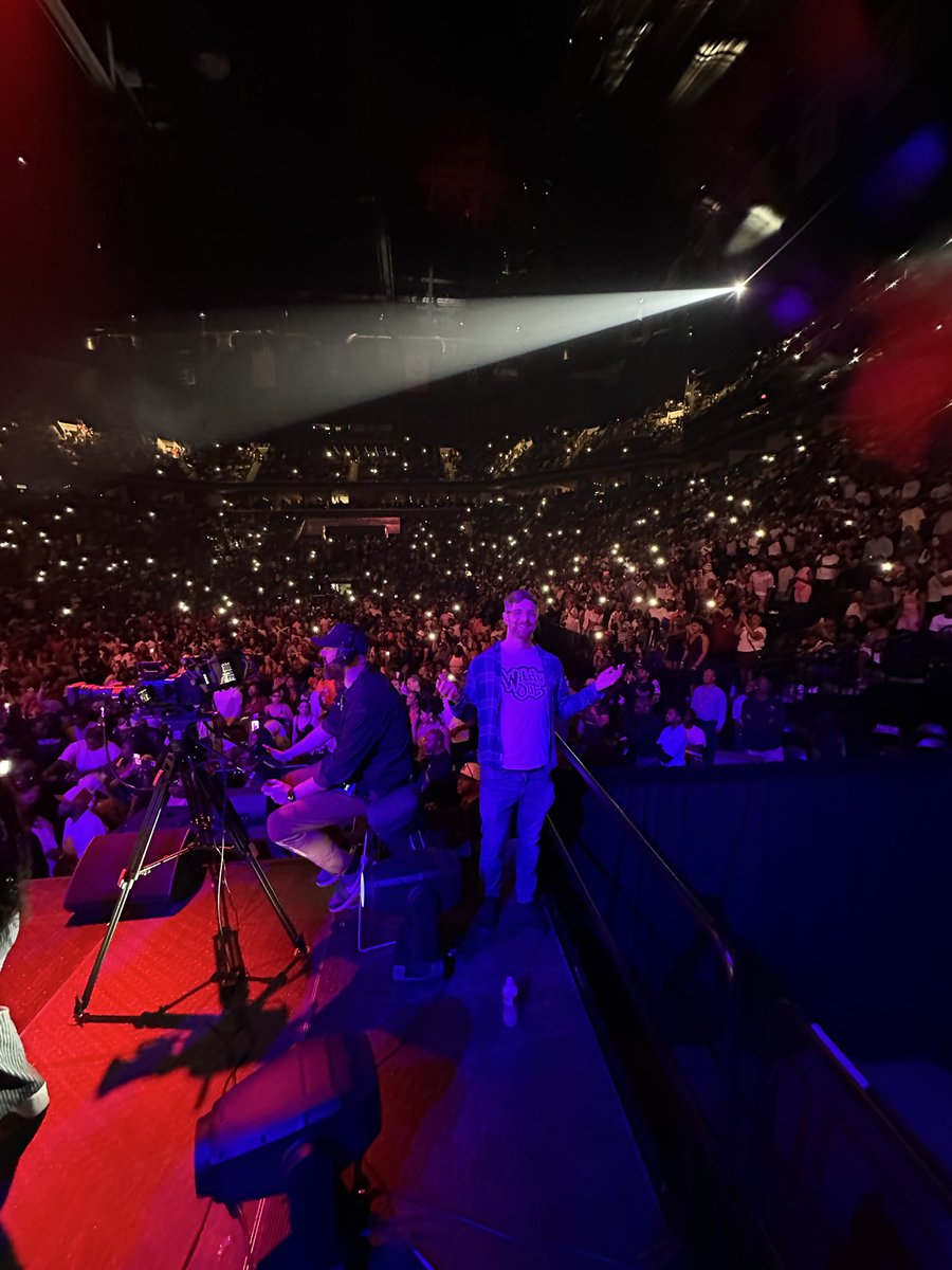 MrJacobWilliams's tweet photo. I had a blast performing at Barclays Center last weekend for a sold-out crowd of 16,000 people at the Wild ’N Out Live Tour. https://t.co/kiZWpGrg5B