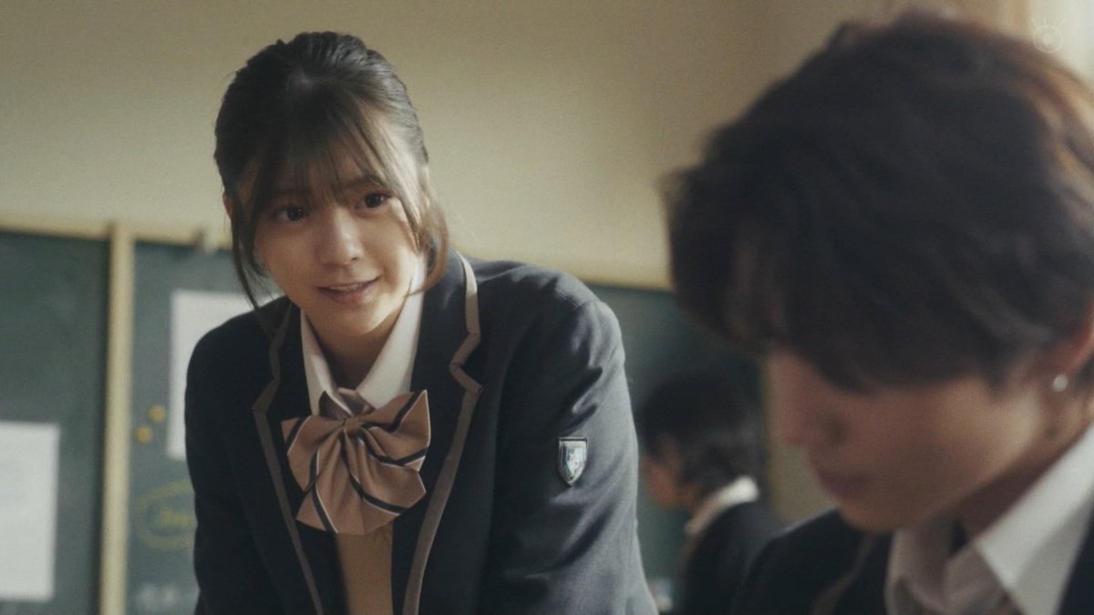 2Nogivederci's tweet photo. 冨里が登場！高校生役が似合ってますし自然な演技ですね。
#ドラマコントラスト
#冨里奈央
#乃木坂46 https://t.co/GGtaKpyjED