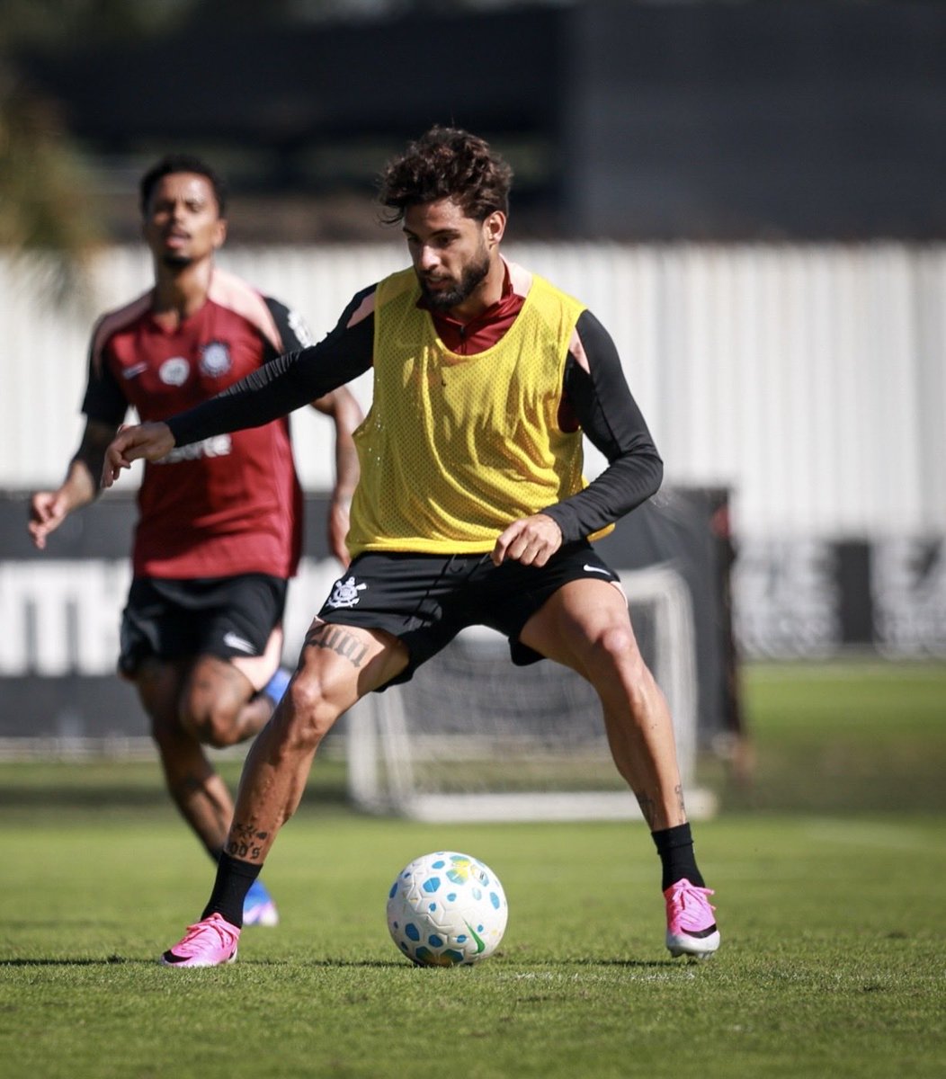 Corinthians's tweet photo. Treino do Timão! 🏴🏳️

As fotos do coletivo dessa tarde durante o treinamento do elenco.

📸 Rodrigo Gazzanel / Corinthians 

#VaiCorinthians https://t.co/Z1SwUVjxgc