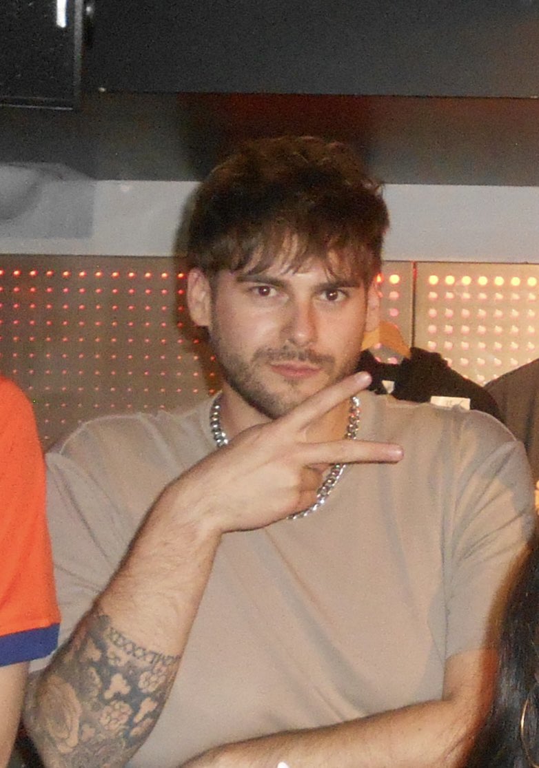 B4RVEOCEANA's tweet photo. happy birthday nace!!! 🥰 https://t.co/gm8CoU00BZ https://t.co/1sZX3hE60z