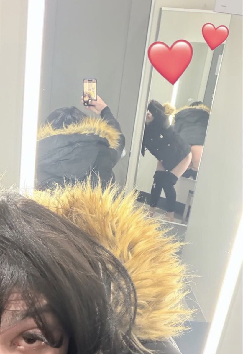 eriniuvv's tweet photo. my little balls poking out in the mirror :33 https://t.co/xkISzctCwr