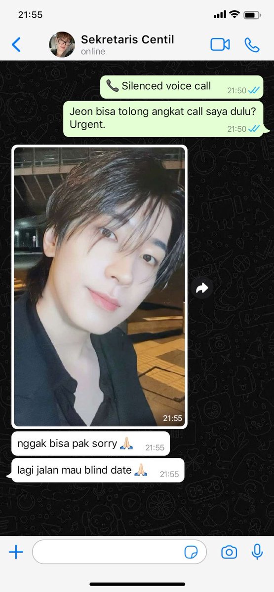 auroraphilez's tweet photo. minwon — sekretaris centil crumbs;
ceo!mg secretary!ww

when the secretary wanna go on a blind date, but the boss— https://t.co/zGgFFa1W2G