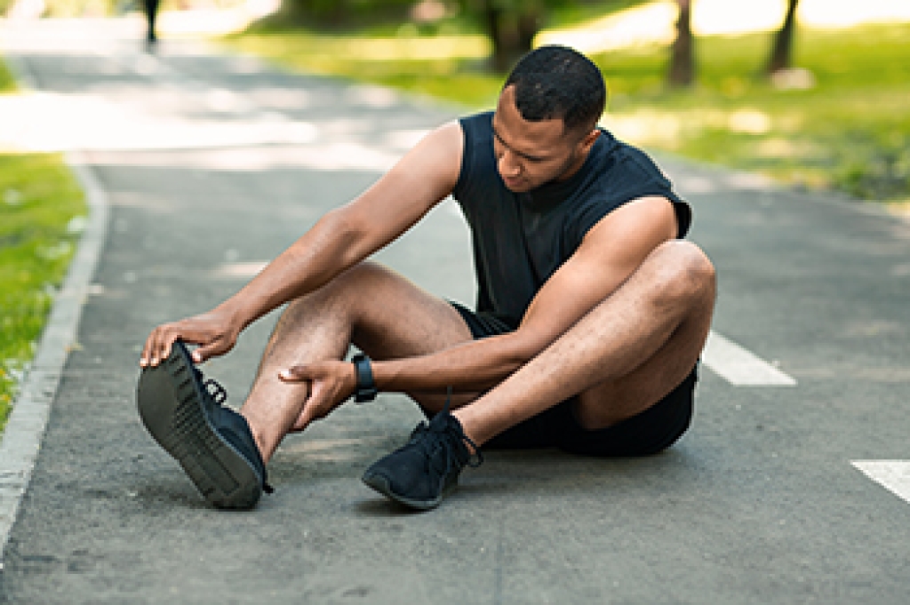 drmilesdawn's tweet photo. Foot Pain and Running Injuries https://t.co/74ig6lAtzm https://t.co/JVTDbUC0WC