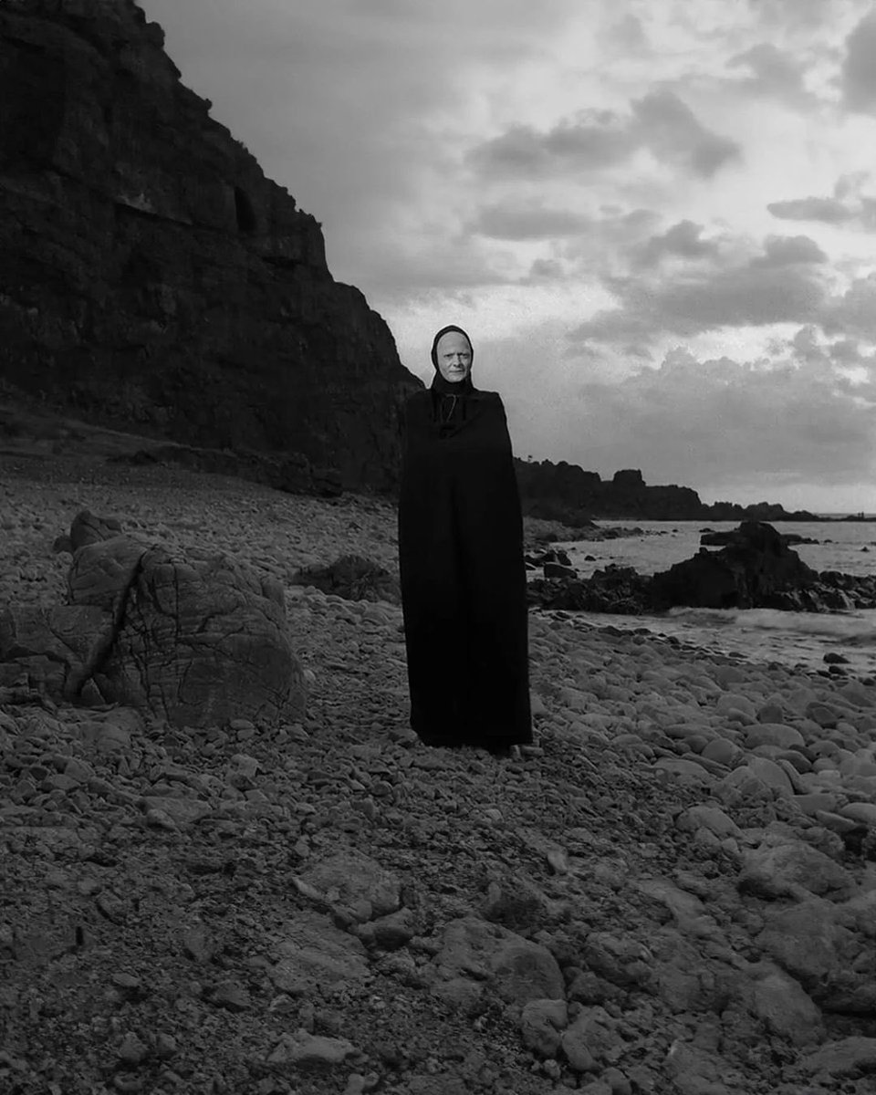 LugarCinema's tweet photo. El Séptimo Sello (1957) https://t.co/ZcduBrzEzl