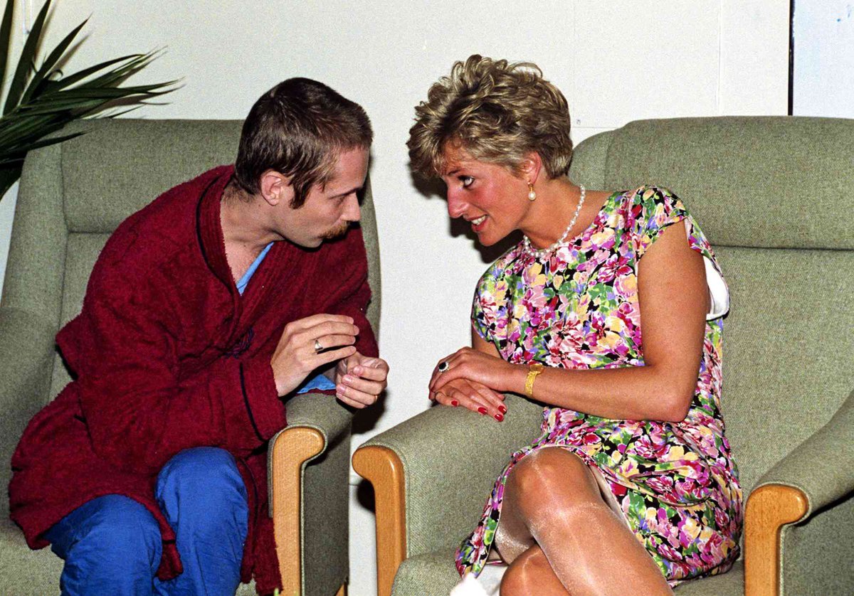 mattxiv's tweet photo. in a time of unimaginable cruelty towards people living with AIDS, when nurses would leave trays of food on the floor outside their hospital rooms, princess diana transformed public perception by simply hanging out with them and treating them like people https://t.co/LlGvwGr7ns