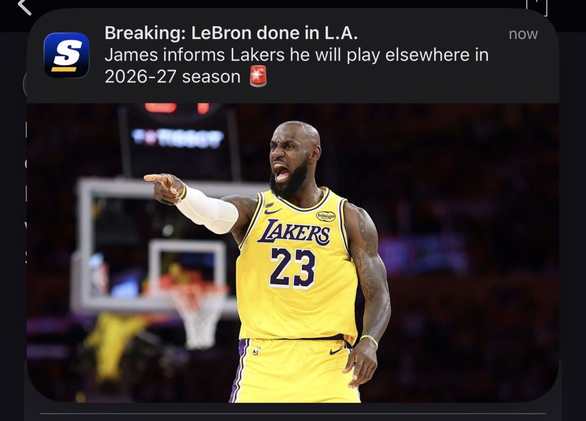 ItsTheRealBcam's tweet photo. Take Your Son Too ✌️@KingJames https://t.co/T41U3jOEDa