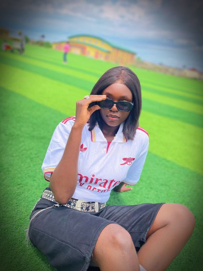 realrinsola's tweet photo. Proud 30BG and a Diva 🌻🖤
#davido #dedeashiogwu #30BG #DEVAS https://t.co/GPv4FNRZNF