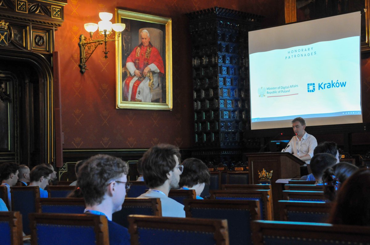 MLinPL's tweet photo. Day 1 of #MLSS 🛡️ Opened at Collegium Novum yesterday with a Letter of Support from the Minister of National Defense @MON_GOV_PL, welcome remarks from the @JagiellonskiUni & @krakow_pl, lectures on AI privacy & security. 100+ PhD students, 34 nations, 1 incredible day. #MLinPL https://t.co/LugEi29LBU
