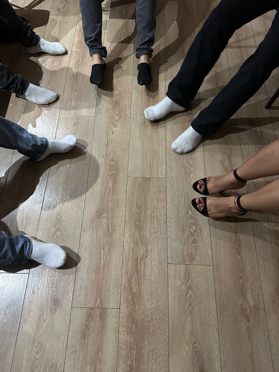 Reunionesswingt's tweet photo. Lo del Gangbang del viernes pasado!! 🍍🔥✨ https://t.co/VWlmx8b3rl