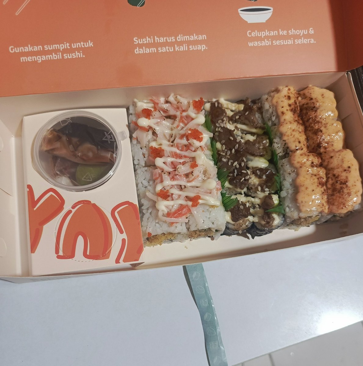 chuewyz's tweet photo. day 1 nyobain makanan orang have, met mam ges https://t.co/ISHFGvjwdo